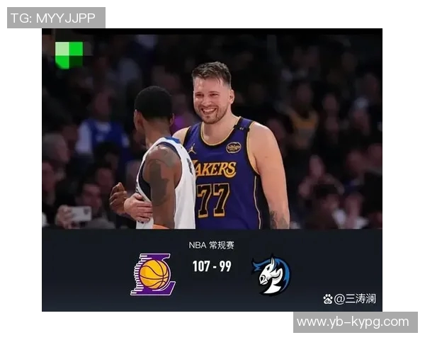 雷迪克称赞文森特在东契奇和小里身边有潜力适合担任首发位置