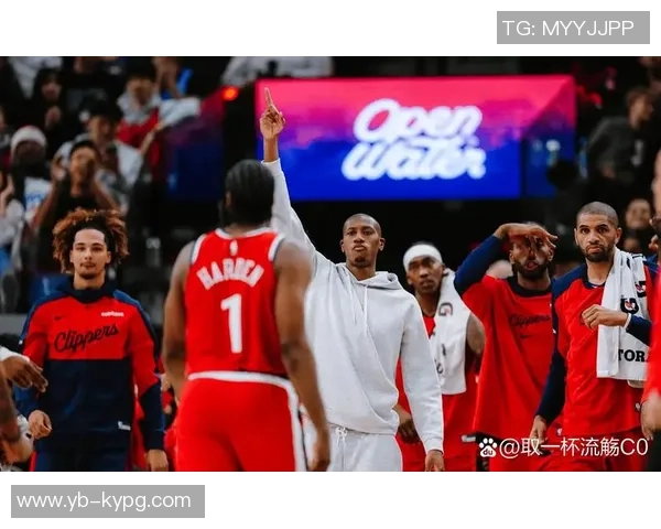 快船全明星拉票引争议网友呼吁保罗应当入选首发阵容